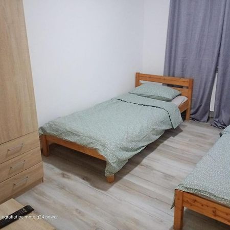 4 Rooms Apartment Tulcea Exterior photo