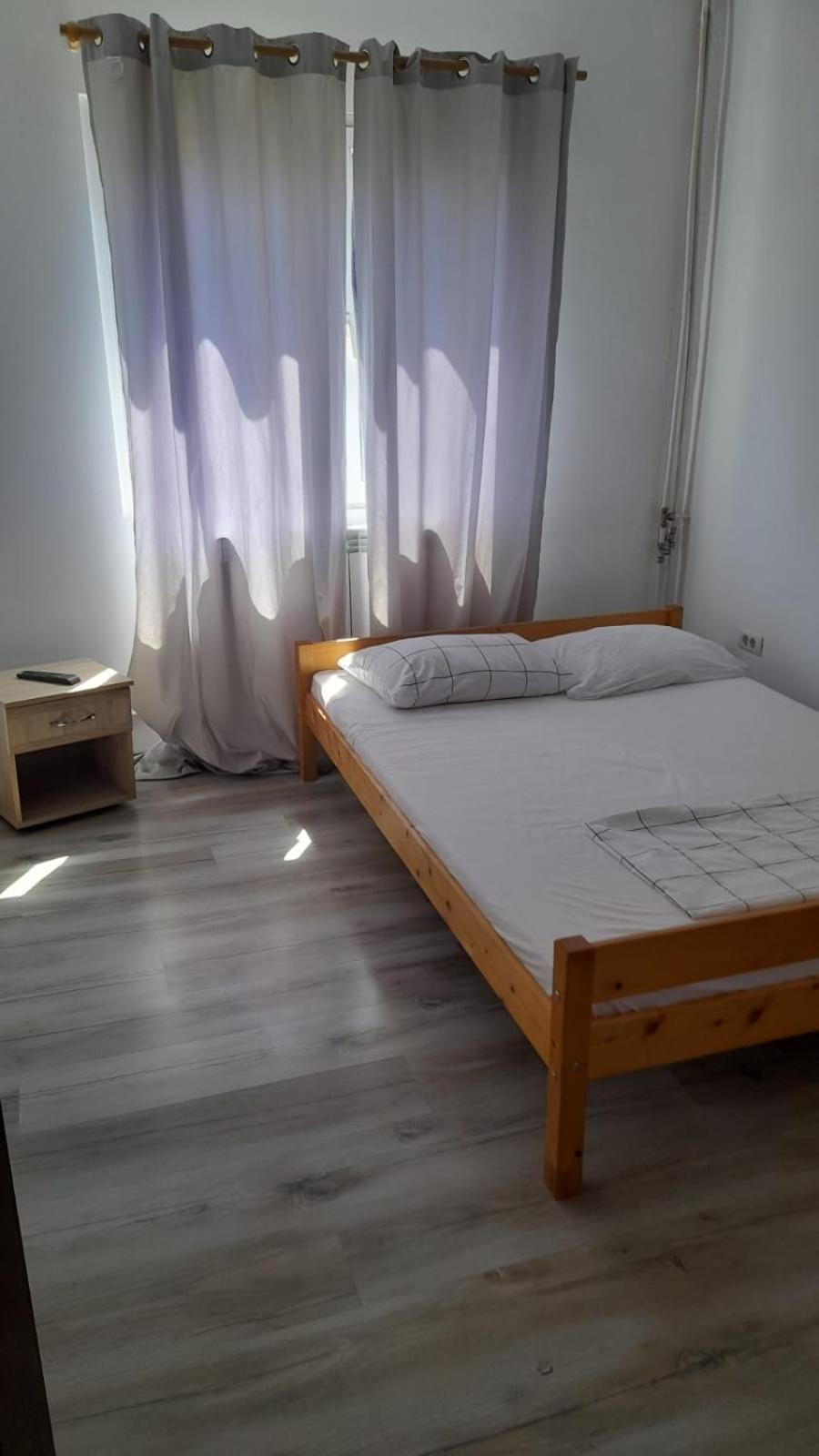 4 Rooms Apartment Tulcea Exterior photo